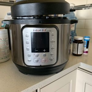 Insta pot brand new and never used